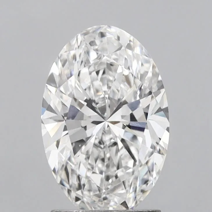 2.02ct Oval Lab Grown Diamond (Colour E, Clarity VVS2, IGI Certified)